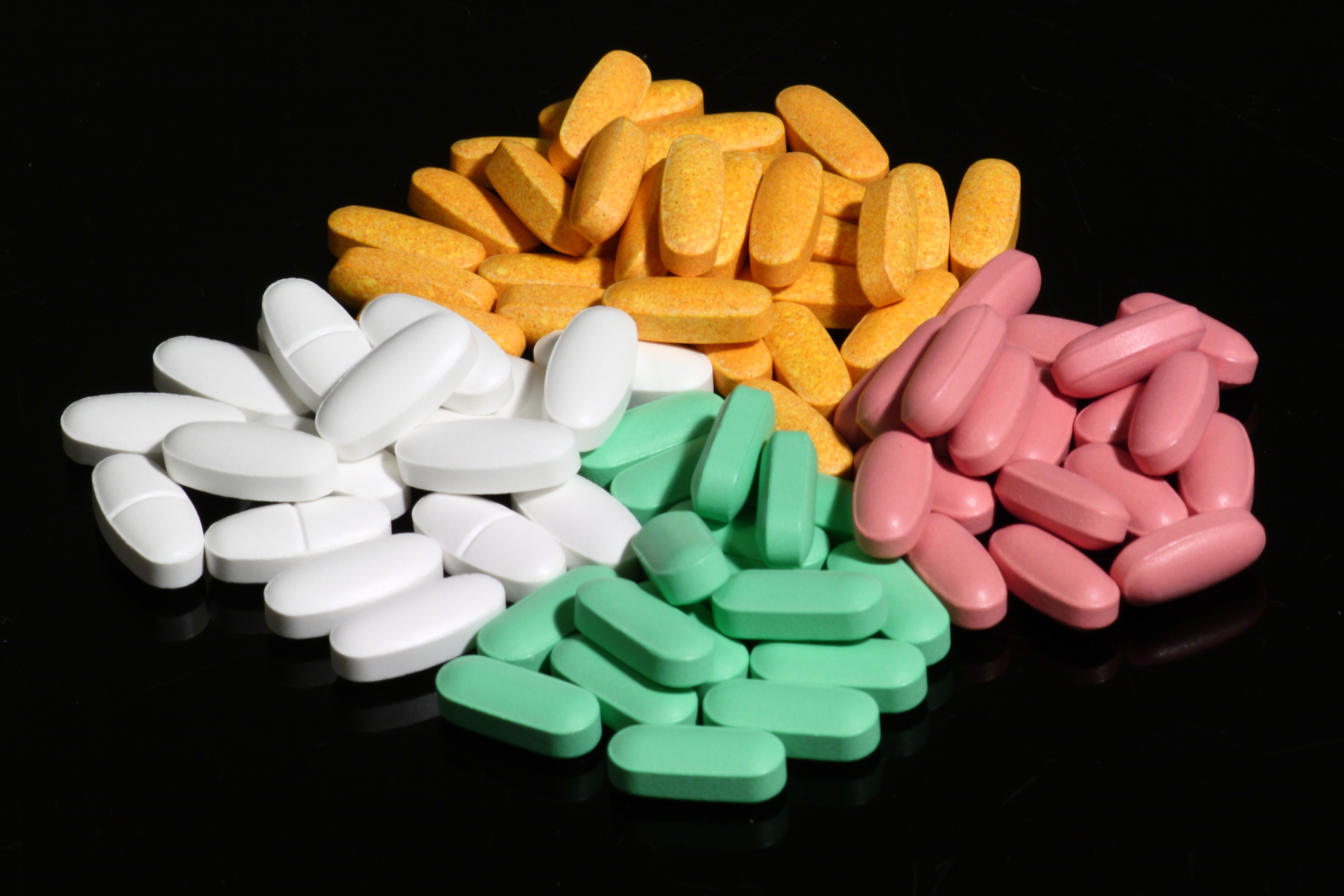 Daily supplement capsule