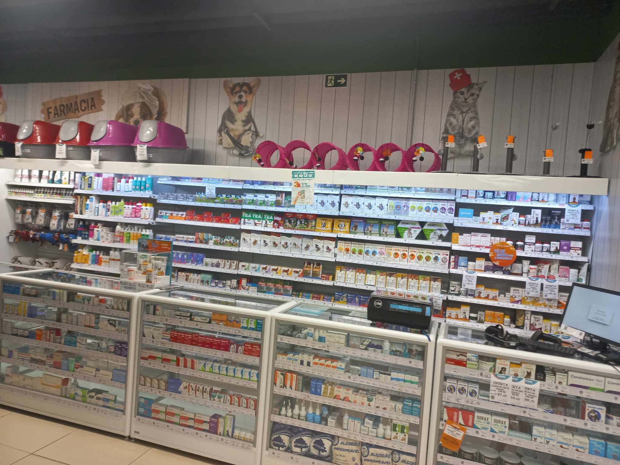 Carrefour-Nações-Farmacia.jpg