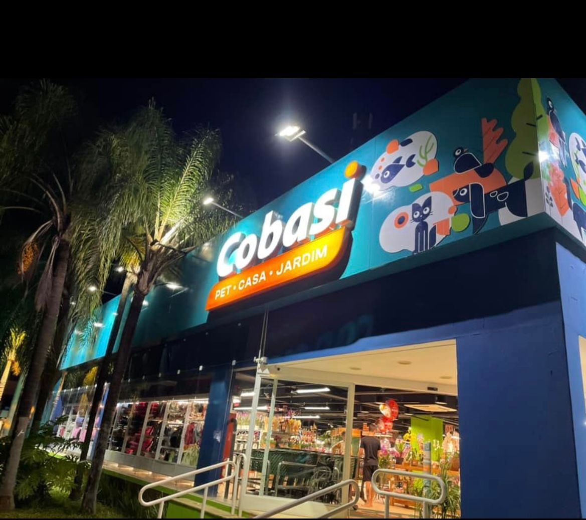 Cobasi_Asa_Norte_Fachada.jpg