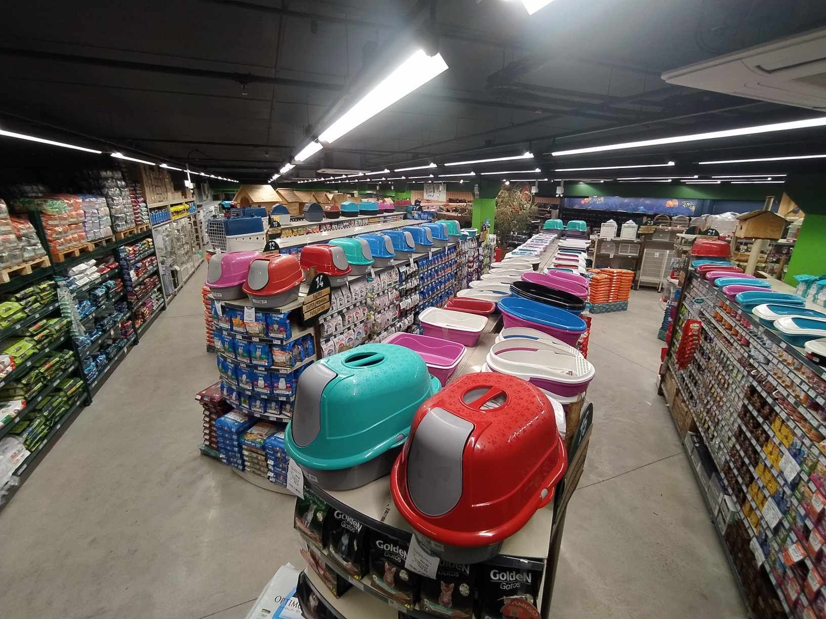 Continente_Shopping_Aéreo_Loja.jpg