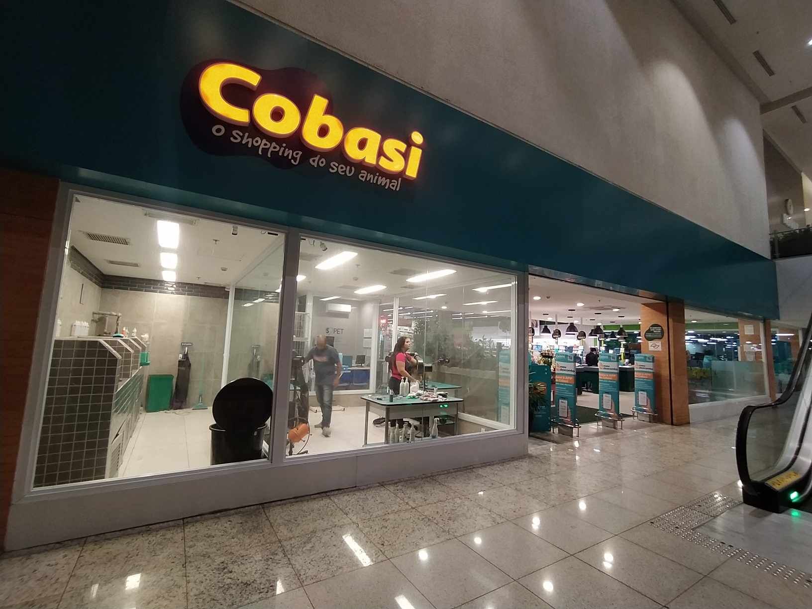 Continente_Shopping_Entrada.jpg