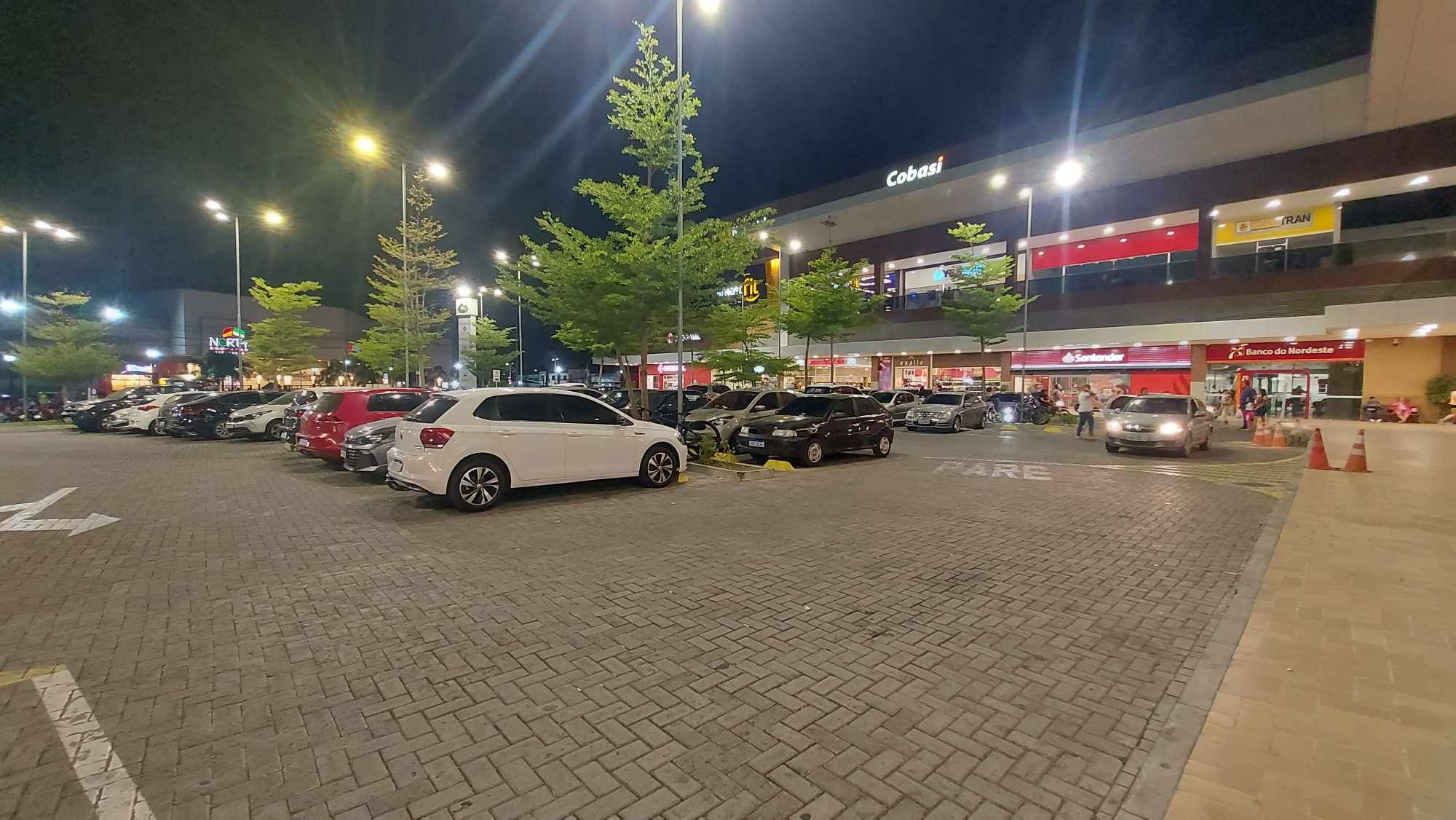Maracanau-Estacionamento.jpg
