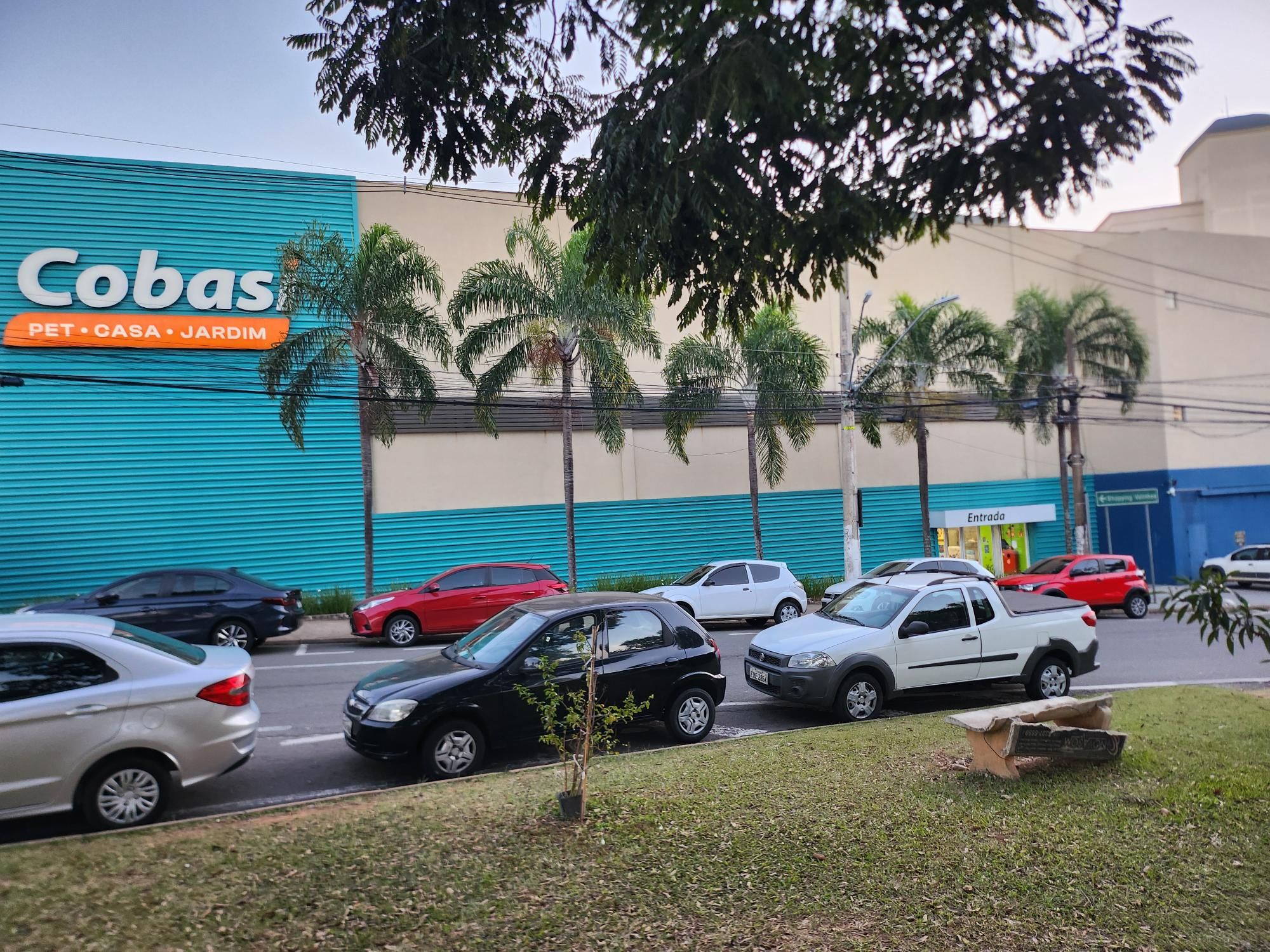 Valinhos-Fachada.jpg
