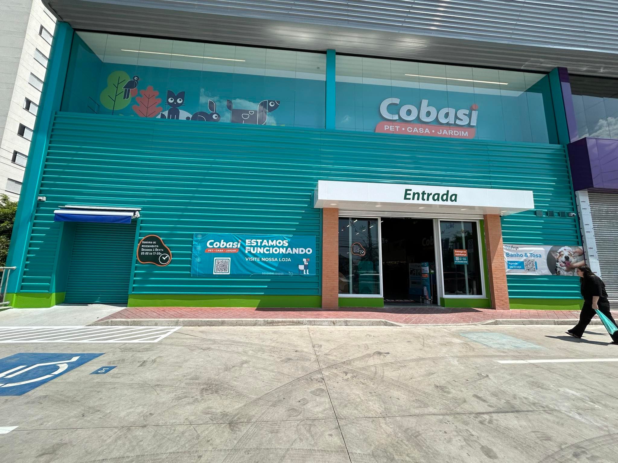 cobasi_rio_das_pedras_entrada.jpg