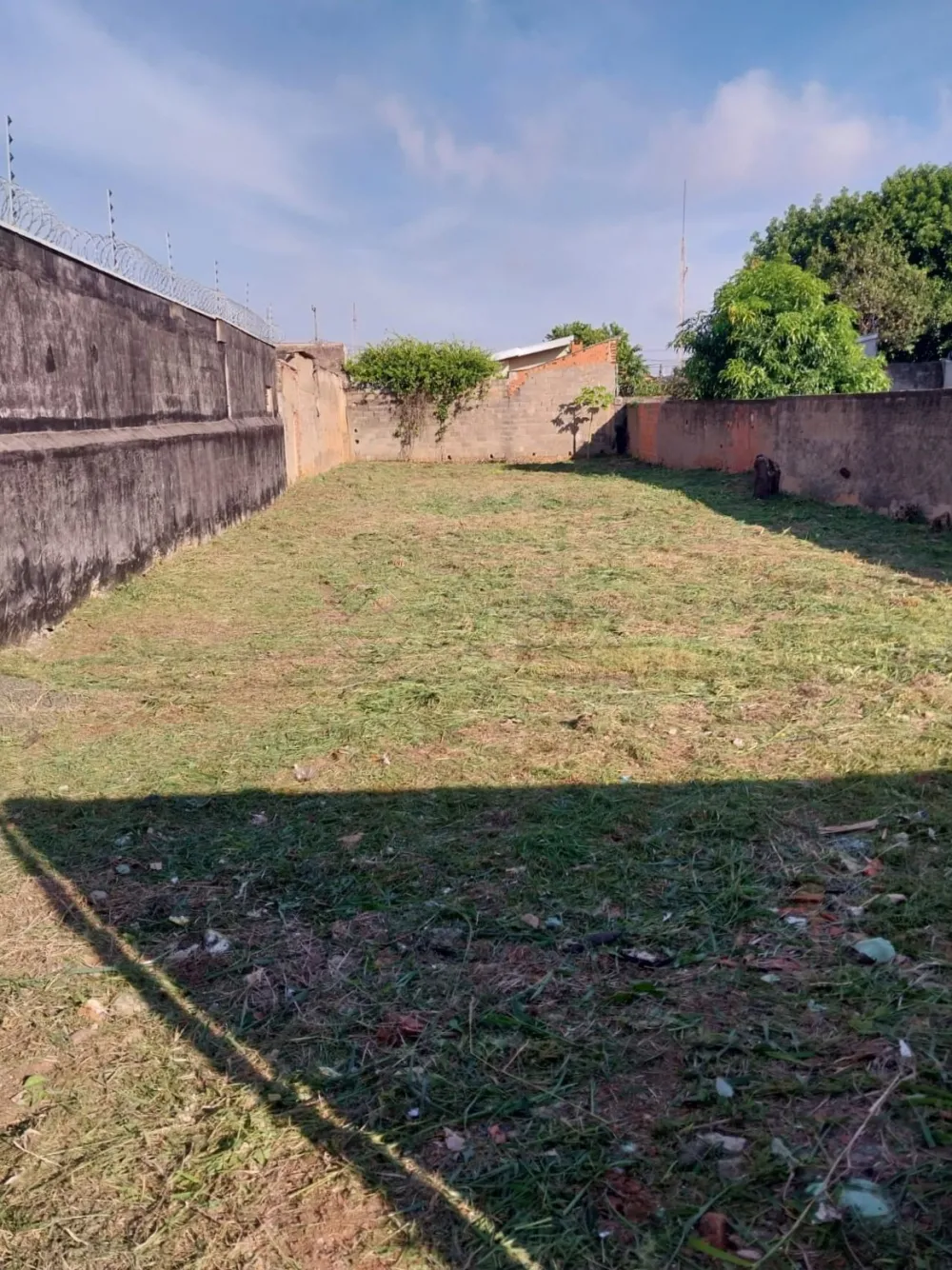 Comprar Terreno / Residencial em Americana R$ 330.000,00 - Foto 2
