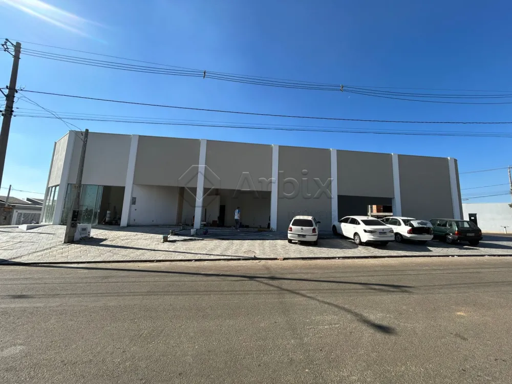 Alugar Comercial / Sal&atilde;o Comercial em Santa B&aacute;rbara D`Oeste R$ 3.000,00 - Foto 1
