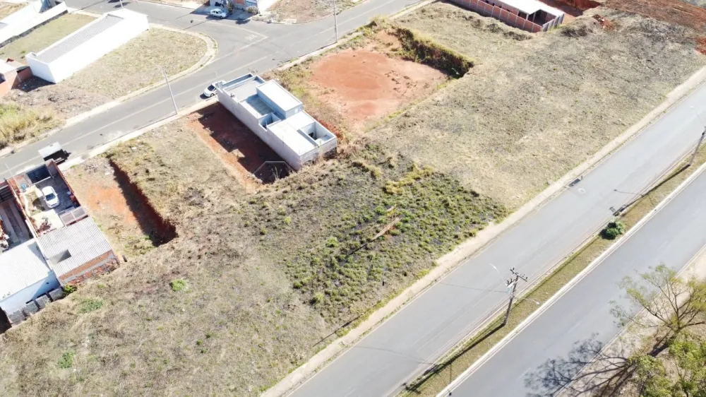 Comprar Terreno / Comercial em Santa B&aacute;rbara D`Oeste R$ 270.000,00 - Foto 1