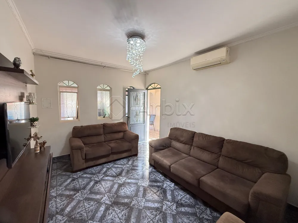 Comprar Casa / Residencial em Santa B&aacute;rbara D`Oeste R$ 450.000,00 - Foto 1