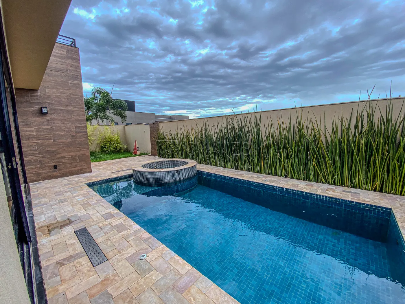 Alugar Casa / Condom&iacute;nio em Ribeir&atilde;o Preto R$ 15.000,00 - Foto 4