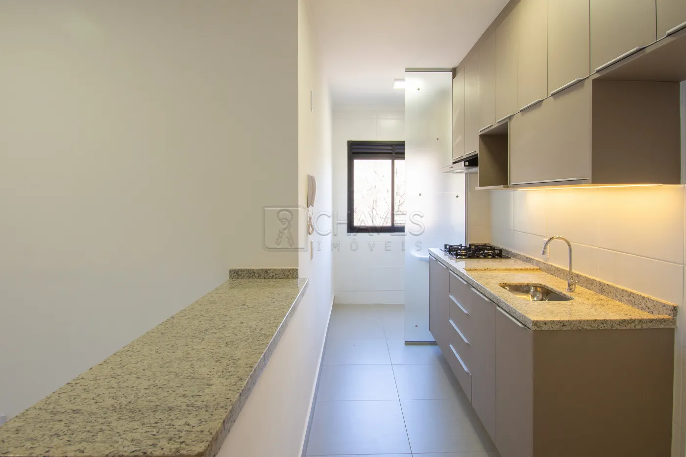 Alugar Apartamento / Padr&atilde;o em Ribeir&atilde;o Preto R$ 2.500,00 - Foto 3