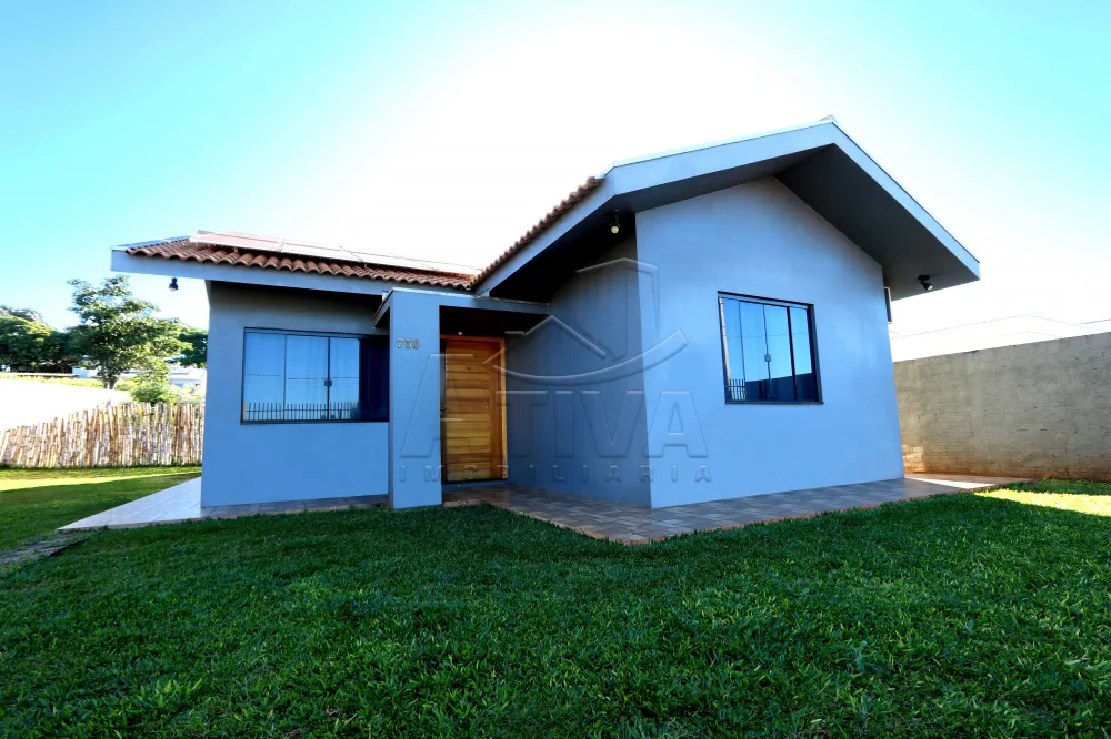 Comprar Casa / Padr&atilde;o em Toledo R$ 790.000,00 - Foto 2