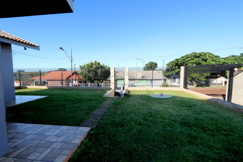 Comprar Casa / Padr&atilde;o em Toledo R$ 790.000,00 - Foto 4