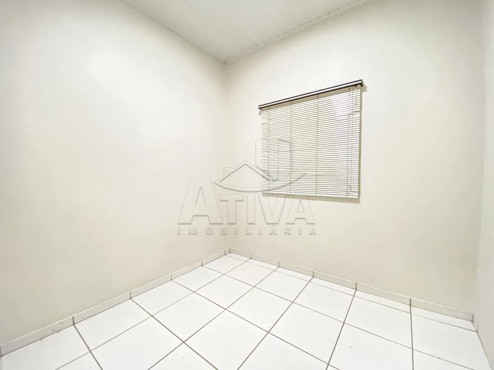 Alugar Casa / Padr&atilde;o em Toledo R$ 2.250,00 - Foto 16