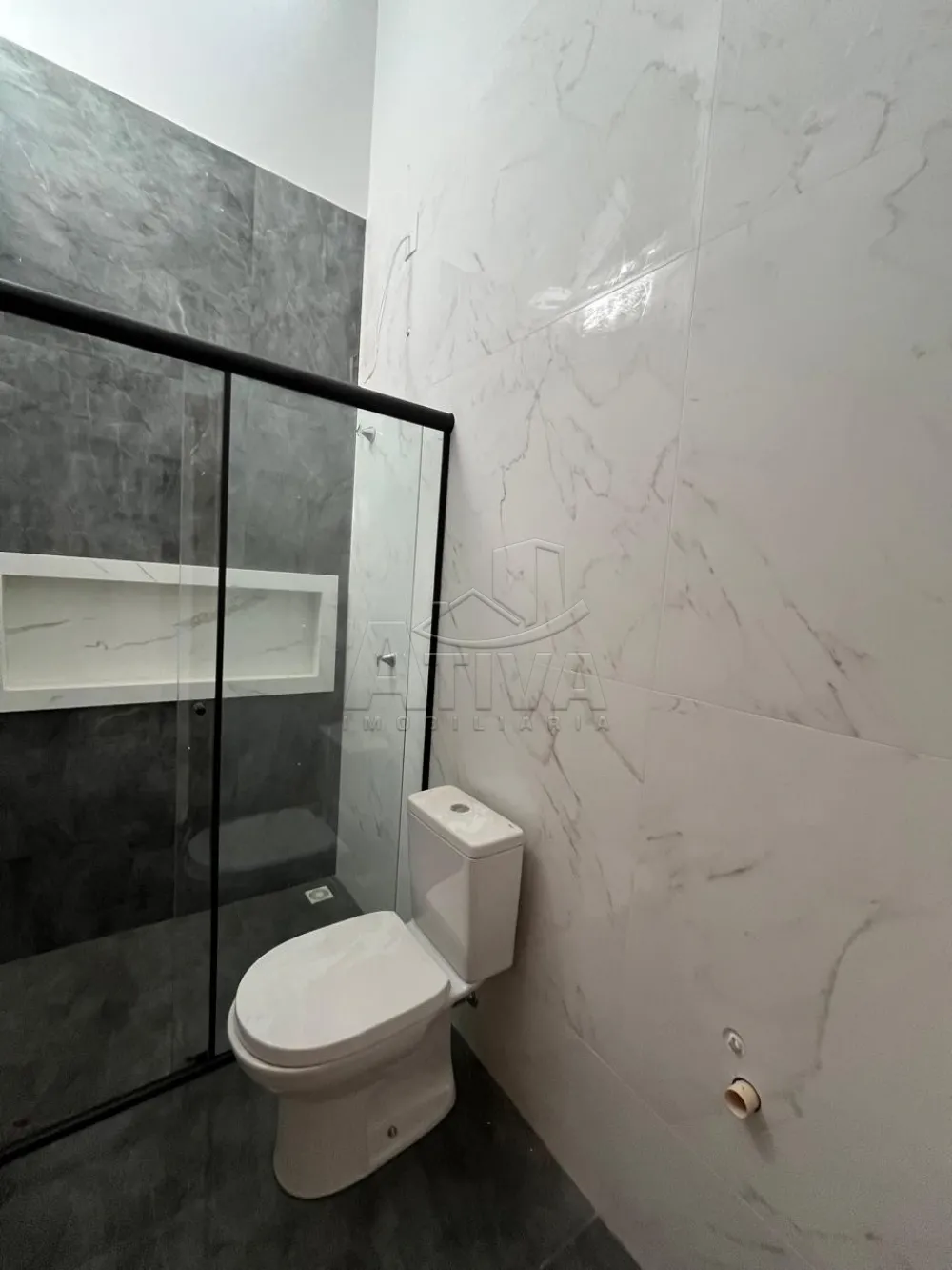 Alugar Casa / Padr&atilde;o em Toledo R$ 1.900,00 - Foto 14