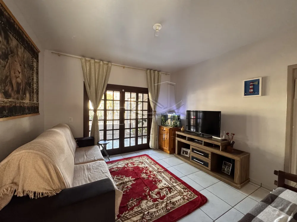 Comprar Casa / Padr&atilde;o em Toledo R$ 620.000,00 - Foto 4