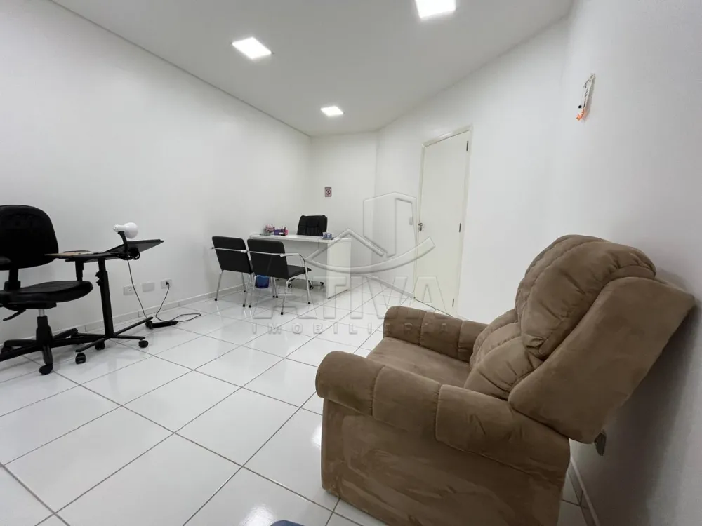 Alugar Comercial / Sala Comercial em Toledo R$ 7.500,00 - Foto 5