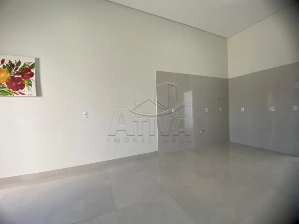 Comprar Casa / Padr&atilde;o em Toledo R$ 300.000,00 - Foto 4