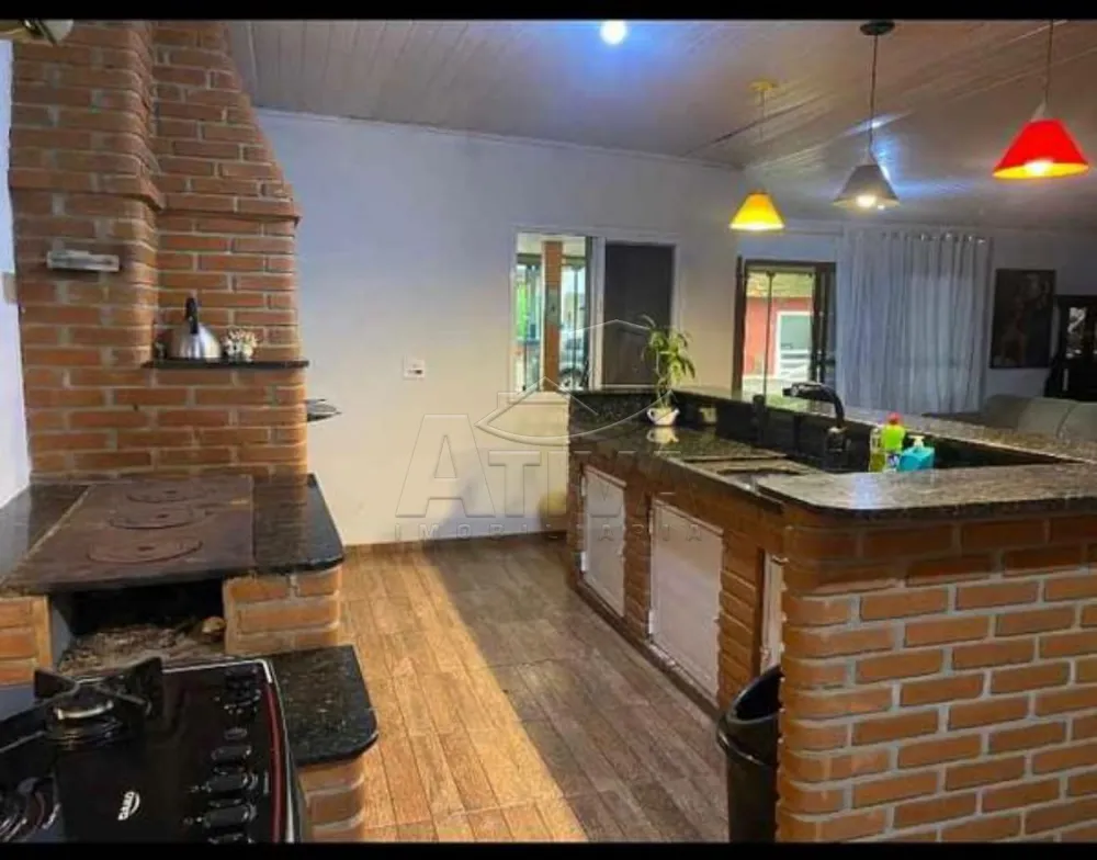 Comprar Casa / Veraneio em Toledo R$ 320.000,00 - Foto 4