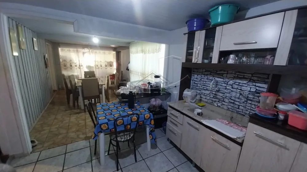 Comprar Casa / Padr&atilde;o em Toledo R$ 350.000,00 - Foto 4