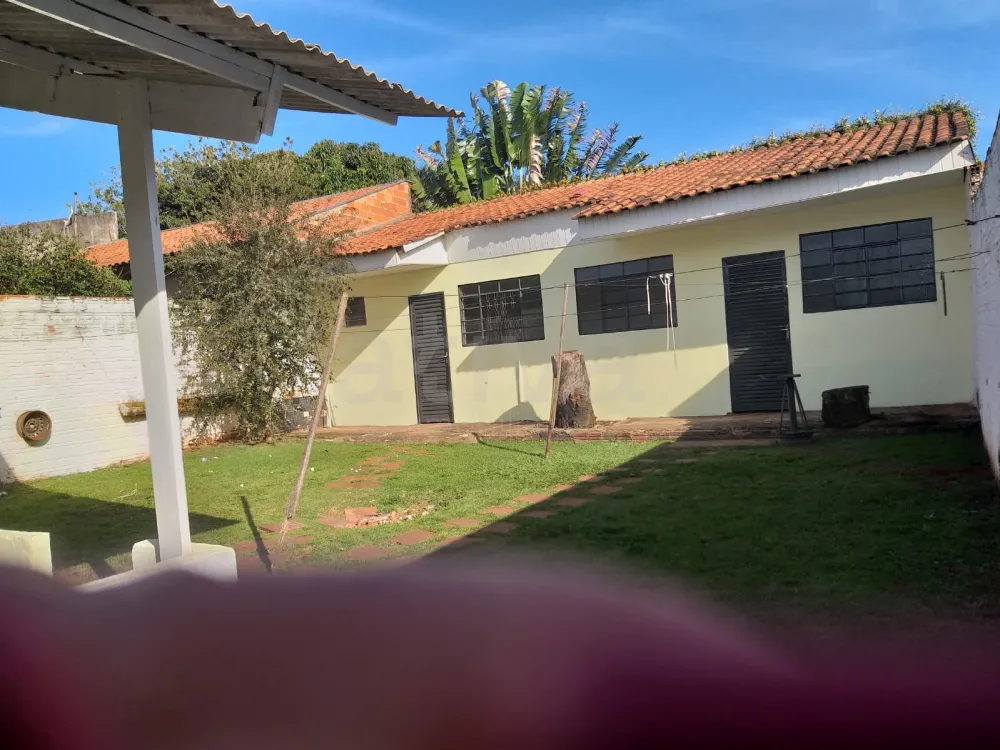 Comprar Casa / Padr&atilde;o em Toledo R$ 330.000,00 - Foto 4
