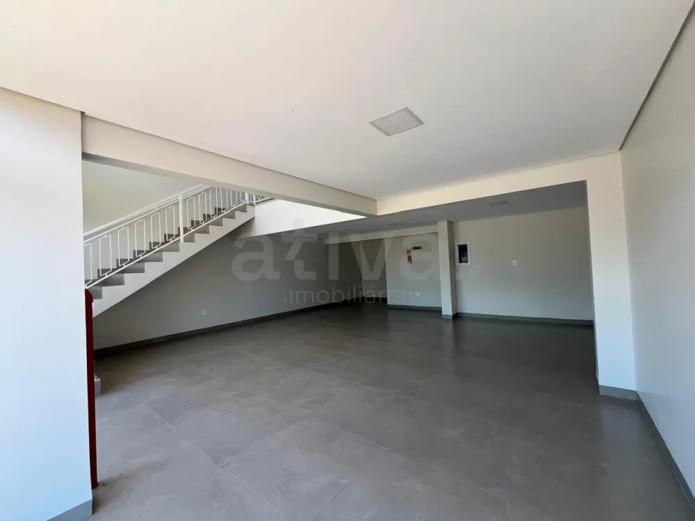 Alugar Comercial / Sala Comercial em Toledo R$ 3.100,00 - Foto 4