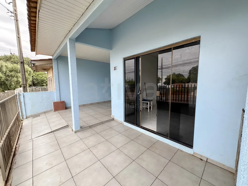 Comprar Casa / Padr&atilde;o em Toledo R$ 205.000,00 - Foto 2