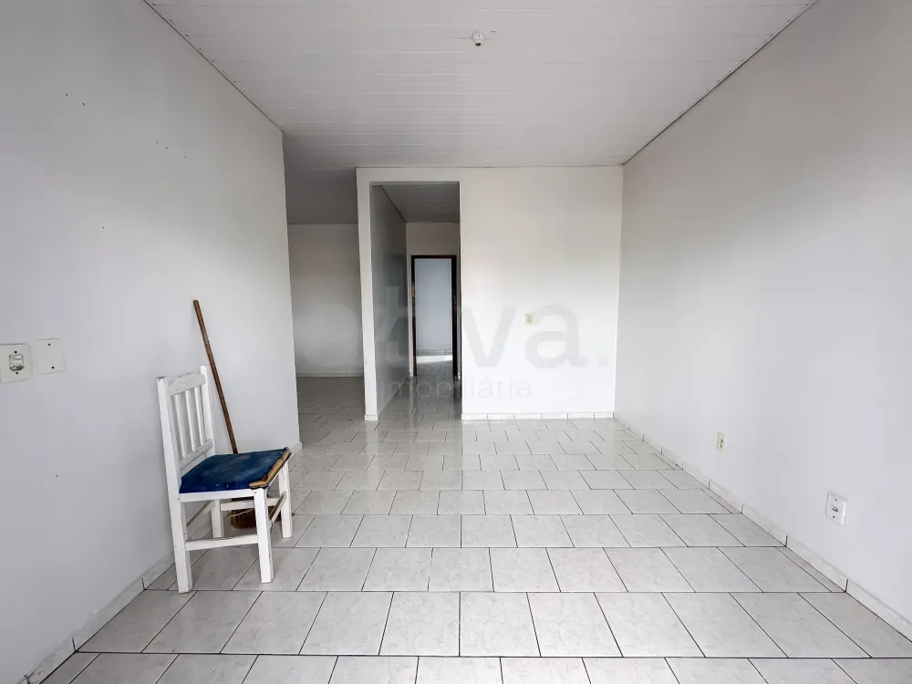 Comprar Casa / Padr&atilde;o em Toledo R$ 205.000,00 - Foto 6