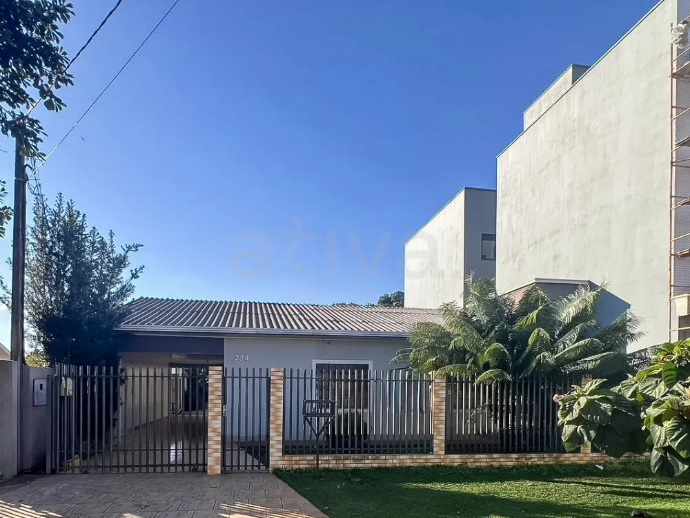 Comprar Casa / Padr&atilde;o em Toledo R$ 680.000,00 - Foto 1