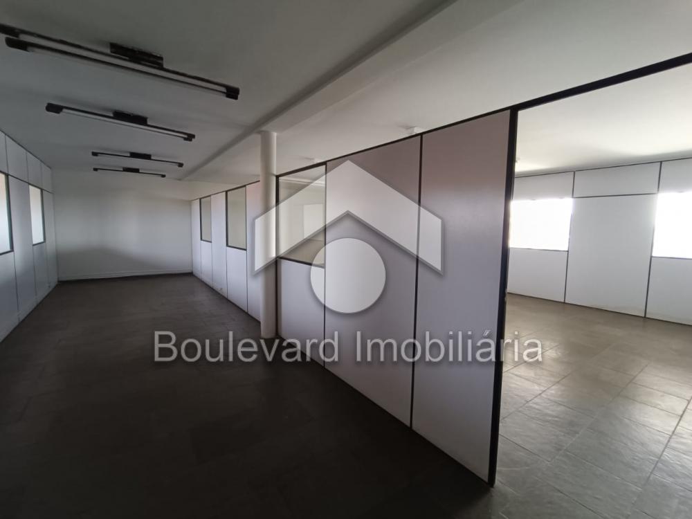 Alugar Comercial / Im&oacute;vel Comercial em Ribeir&atilde;o Preto R$ 3.600,00 - Foto 3