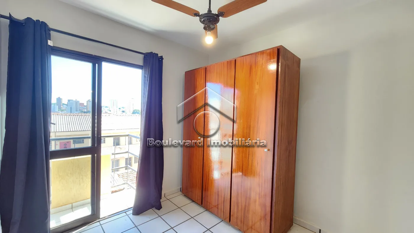 Alugar Apartamento / Padr&atilde;o em Ribeir&atilde;o Preto R$ 1.100,00 - Foto 5