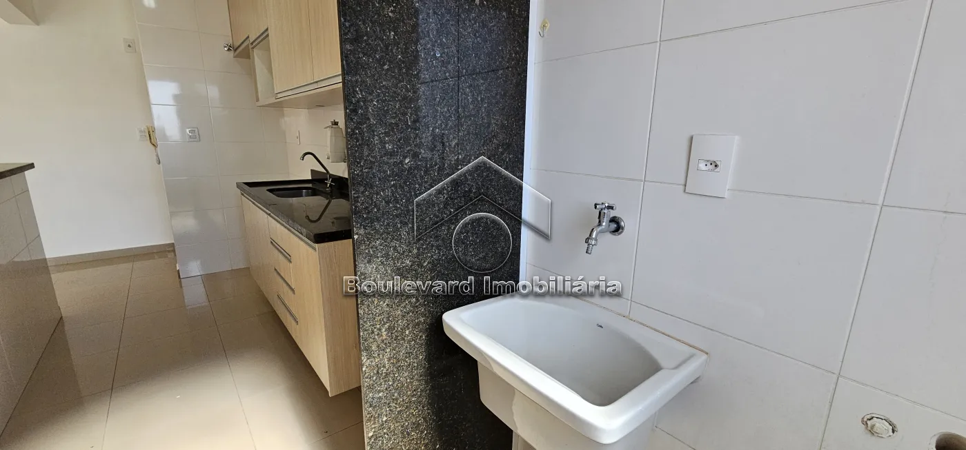 Alugar Apartamento / Padr&atilde;o em Ribeir&atilde;o Preto R$ 2.100,00 - Foto 22