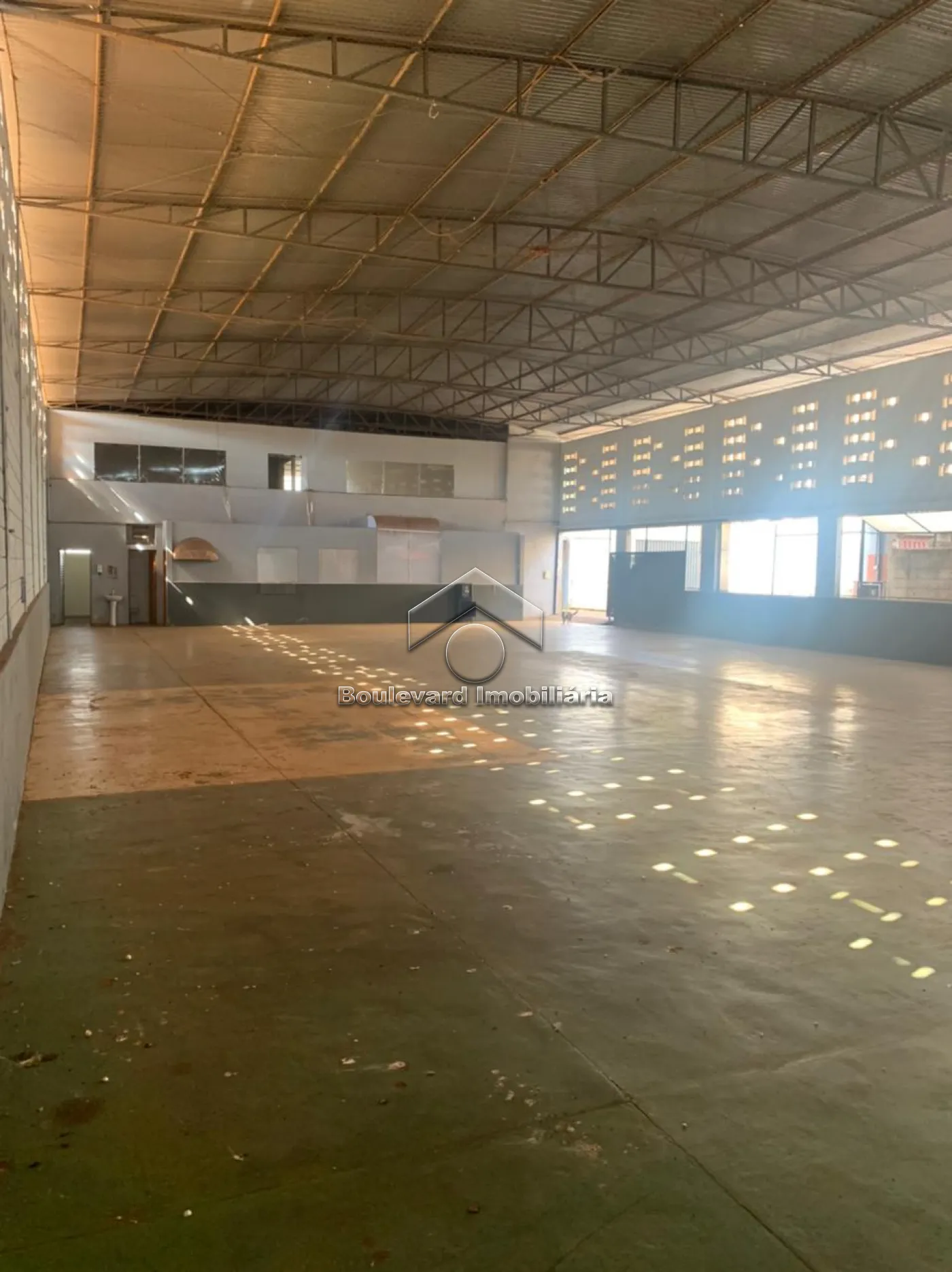 Alugar Comercial / Sal&atilde;o em Ribeir&atilde;o Preto R$ 6.300,00 - Foto 9