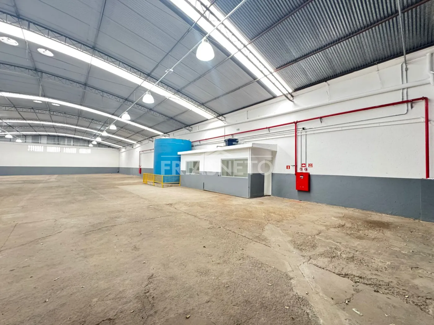 Alugar Comercial / Galp&atilde;o em Piracicaba R$ 15.500,00 - Foto 4