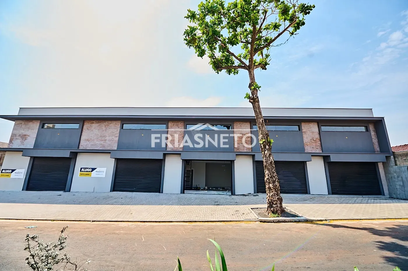 Alugar Comercial / Loja em Piracicaba R$ 7.500,00 - Foto 1