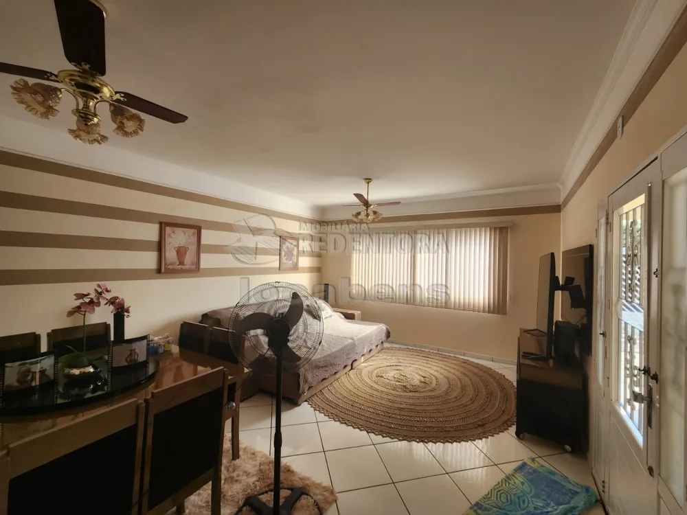 Casa, 3 quartos, 220 m² - Foto 1