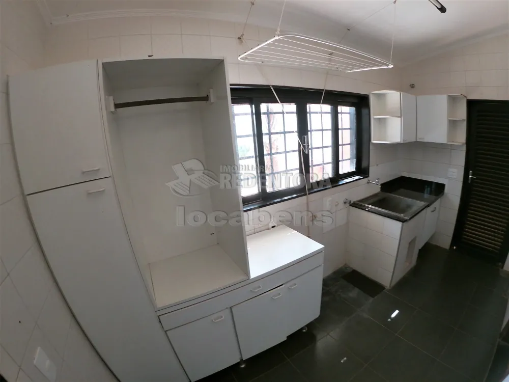 Alugar Casa / Sobrado em S&atilde;o Jos&eacute; do Rio Preto R$ 3.800,00 - Foto 35