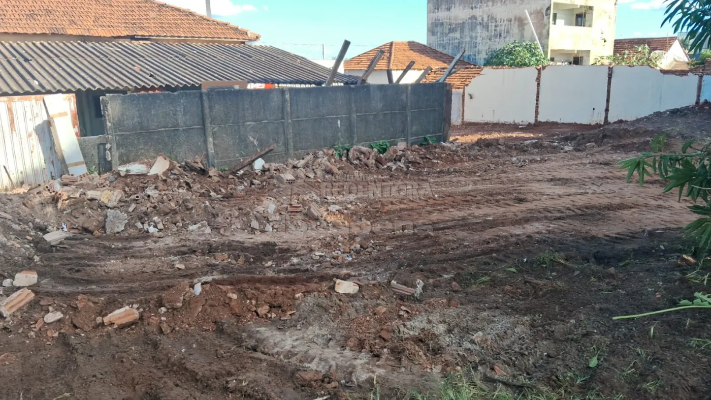 Loteamento e Condomínio, 2357 m² - Foto 3