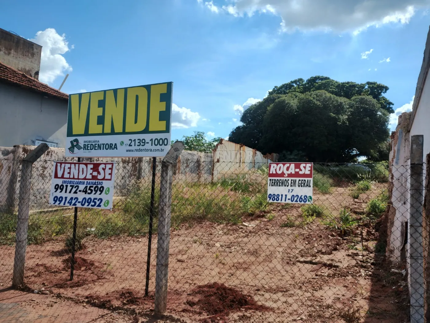 Loteamento e Condomínio, 2357 m² - Foto 1