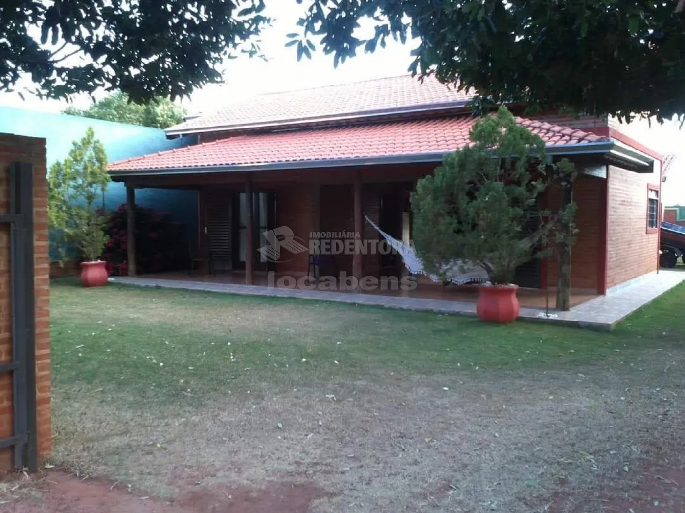 Chácara, 3 quartos, 1020 m² - Foto 2