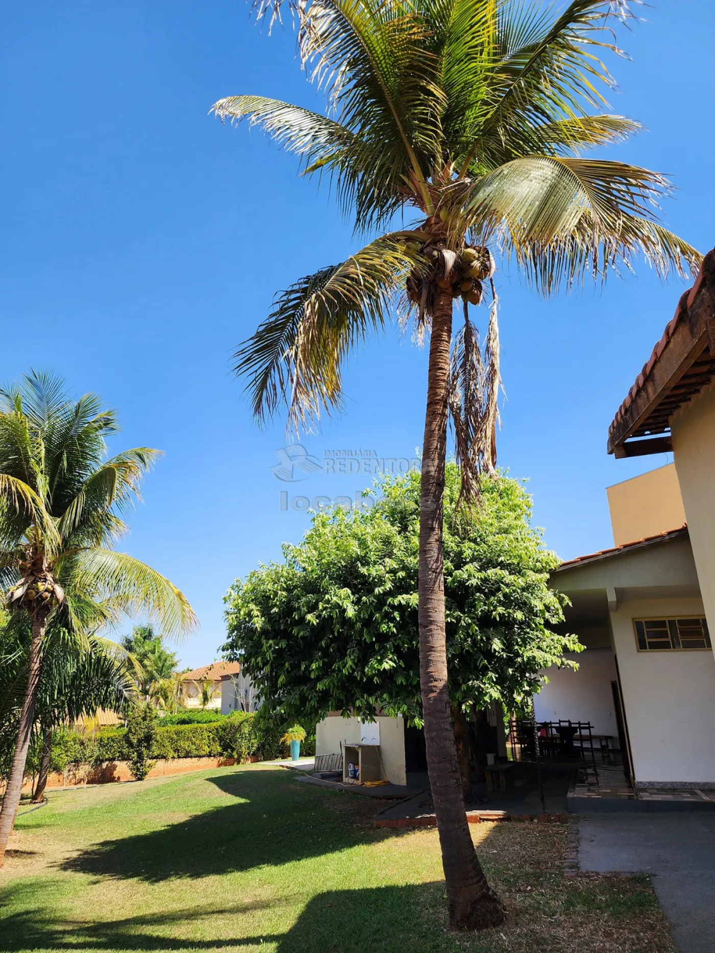 Chácara, 4 quartos, 1034 m² - Foto 1