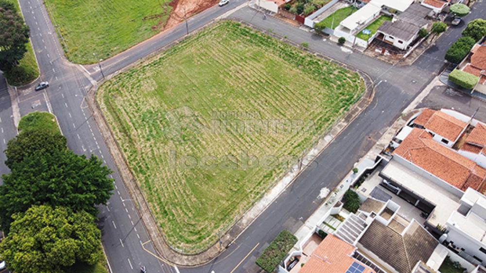 Comprar Terreno / Padr&atilde;o em S&atilde;o Jos&eacute; do Rio Preto R$ 325.000,00 - Foto 9