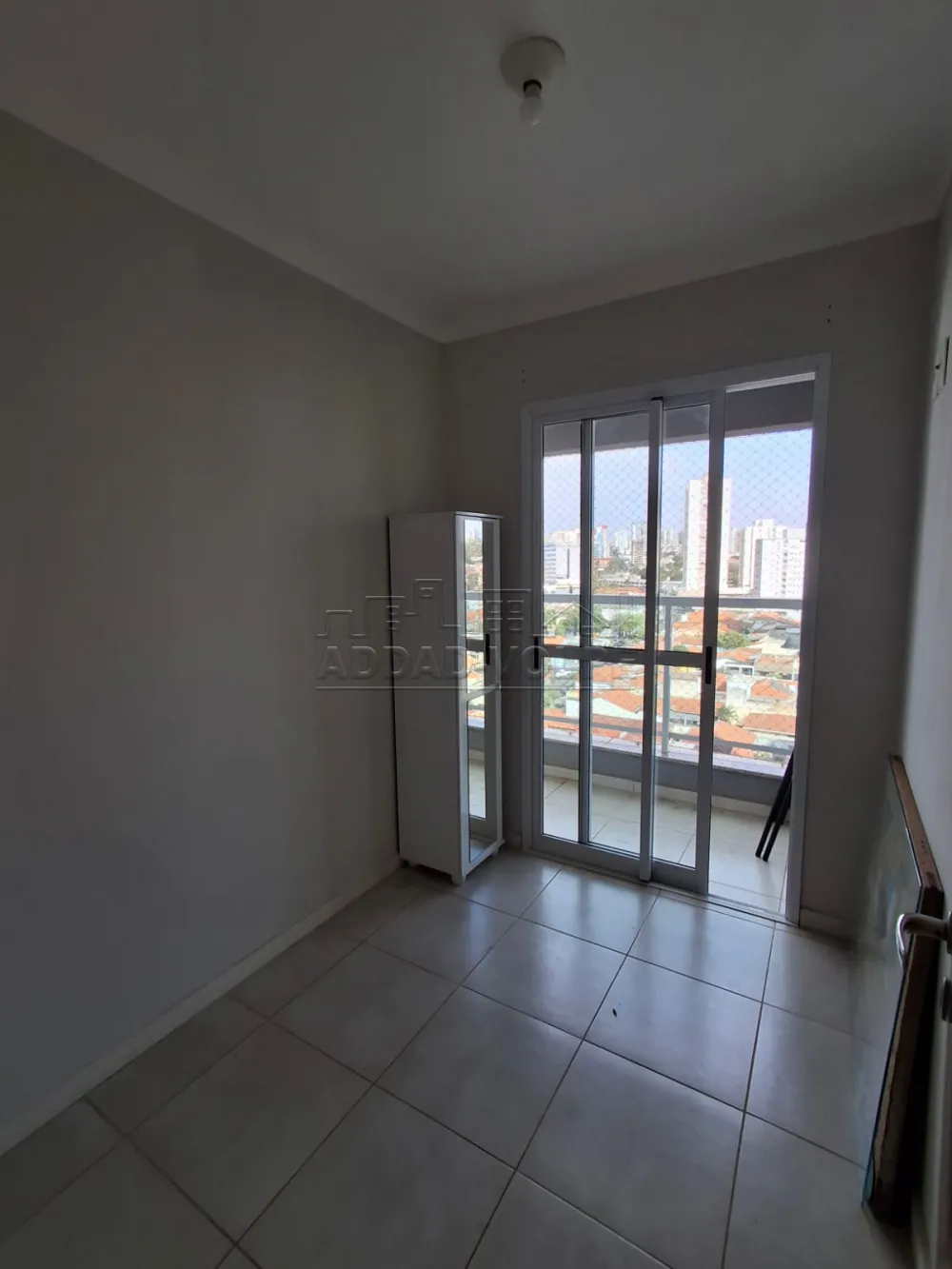 Alugar Apartamento / Padr&atilde;o em Bauru R$ 1.800,00 - Foto 2