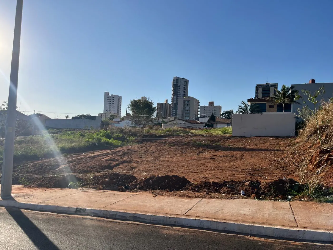 Comprar Terreno / Padr&atilde;o em Bauru R$ 1.160.000,00 - Foto 1