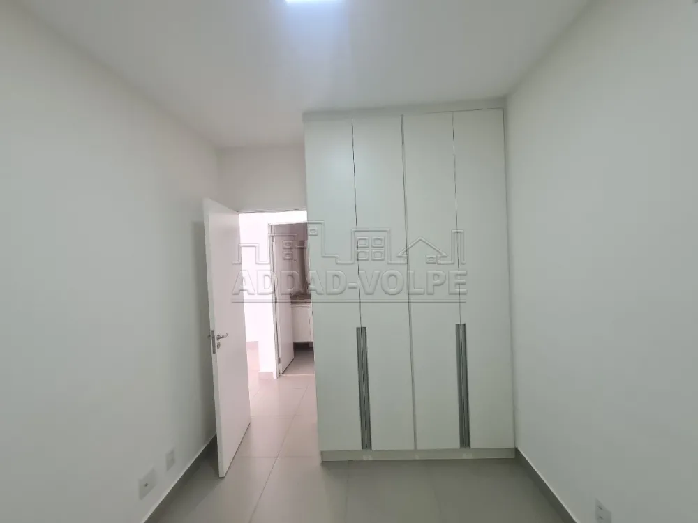 Alugar Apartamento / Padr&atilde;o em Bauru R$ 2.000,00 - Foto 6
