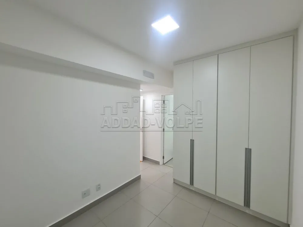 Alugar Apartamento / Padr&atilde;o em Bauru R$ 2.000,00 - Foto 8
