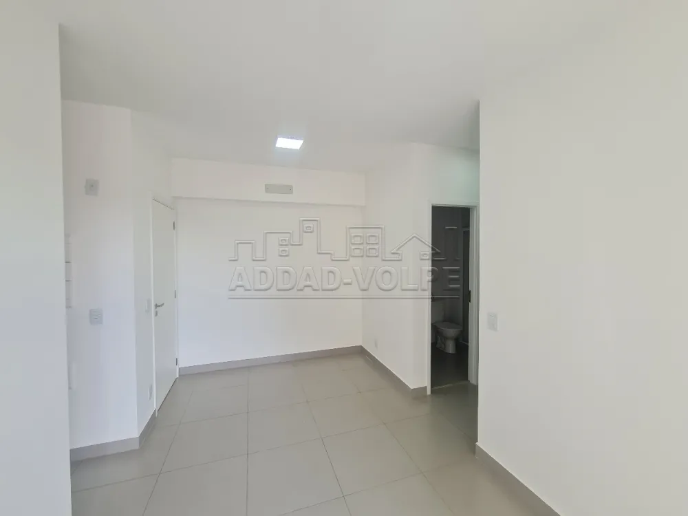 Alugar Apartamento / Padr&atilde;o em Bauru R$ 2.000,00 - Foto 2