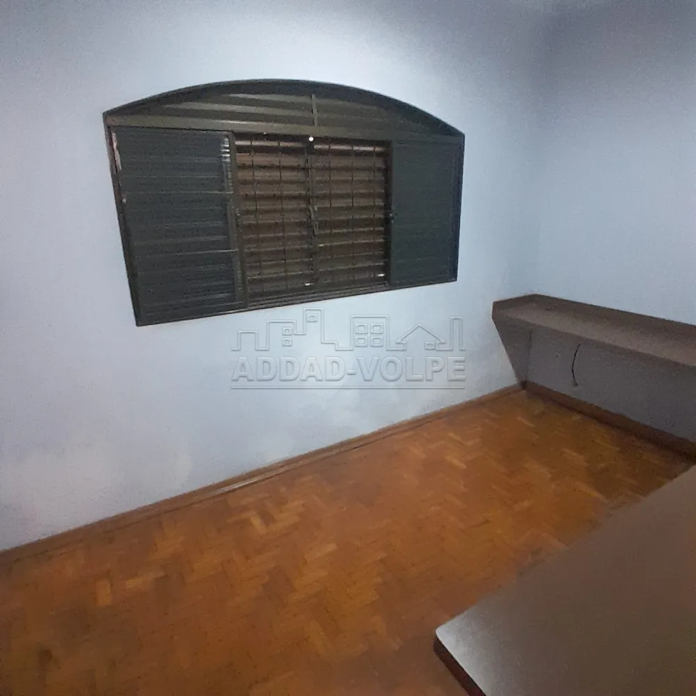 Alugar Casa / Padr&atilde;o em Bauru R$ 3.700,00 - Foto 8
