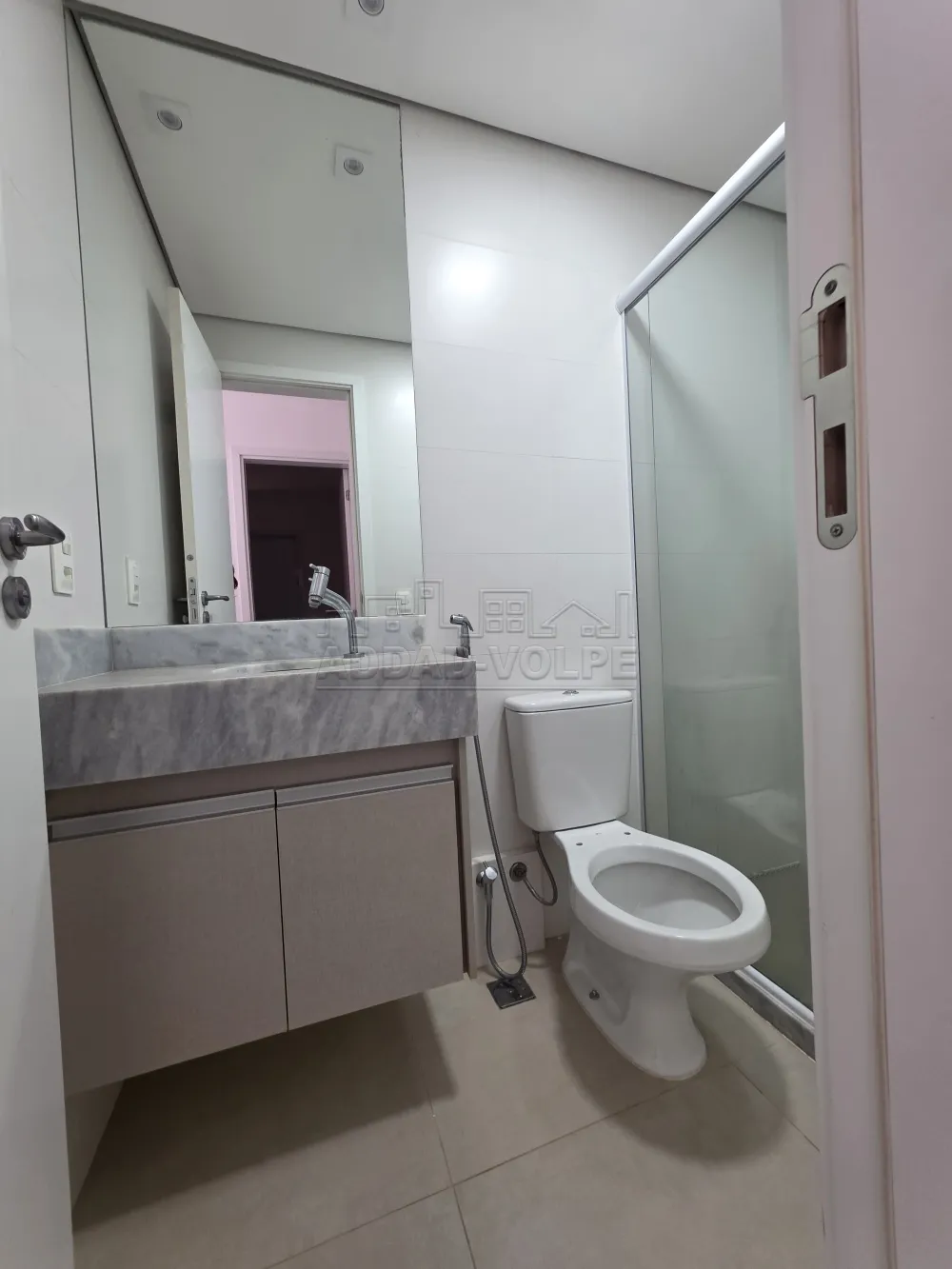 Alugar Apartamento / Padr&atilde;o em Bauru R$ 1.750,00 - Foto 4