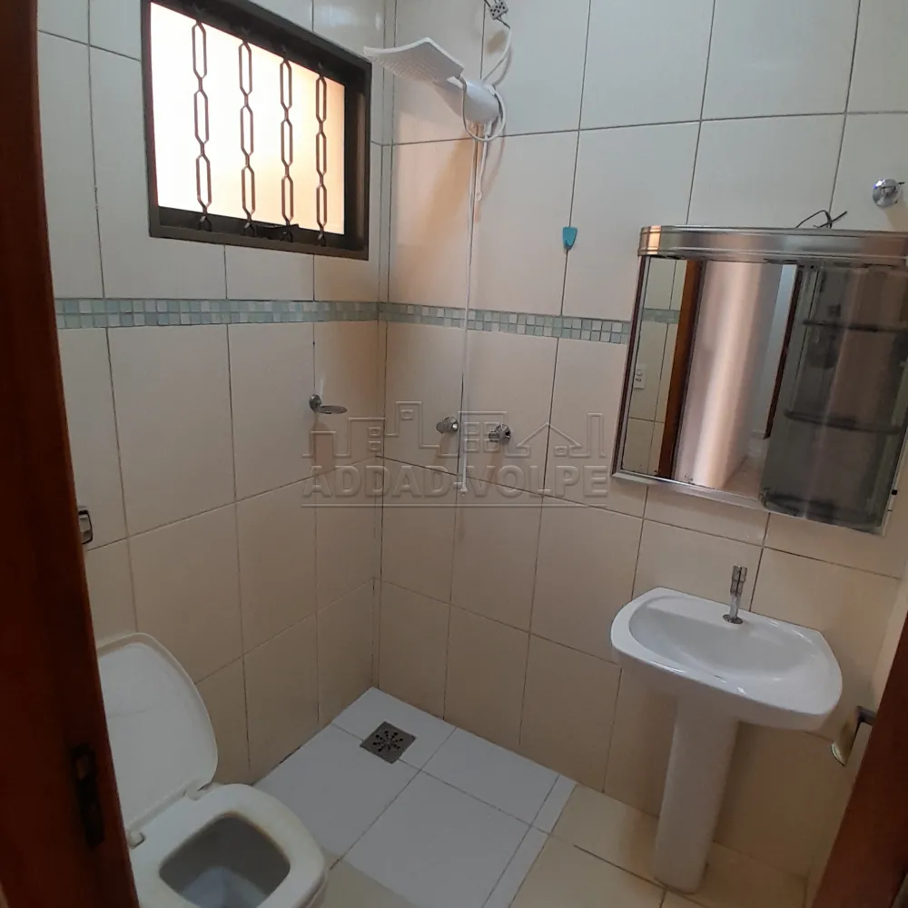 Alugar Casa / Padr&atilde;o em Bauru R$ 2.400,00 - Foto 8