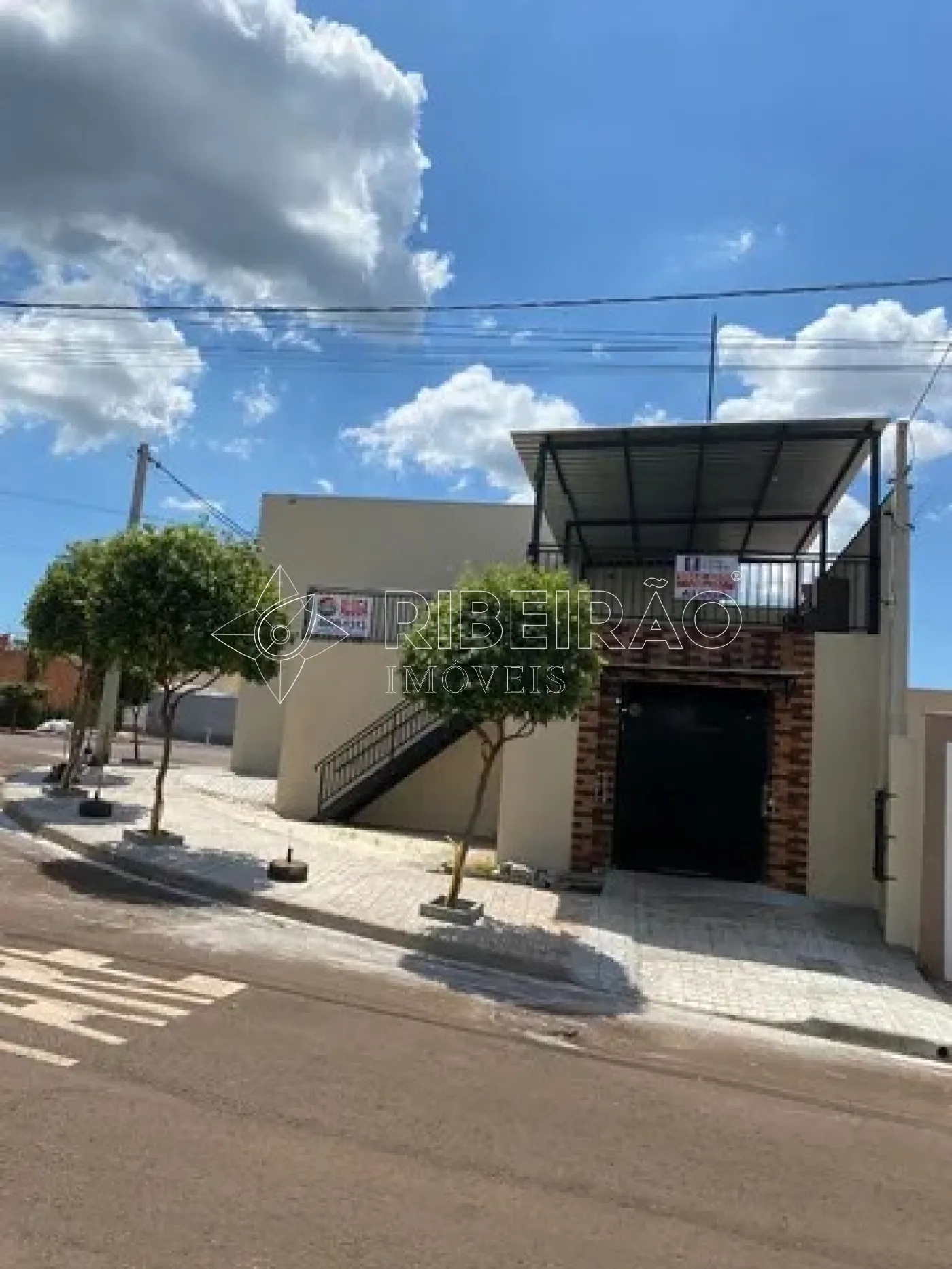 Alugar Comercial / Sal&atilde;o em Ribeir&atilde;o Preto R$ 3.000,00 - Foto 3